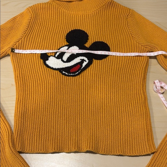 Disney x Forever 21 Women's Yellow Turtleneck Sweater with Mickey Design (S) - Picture 9 of 9